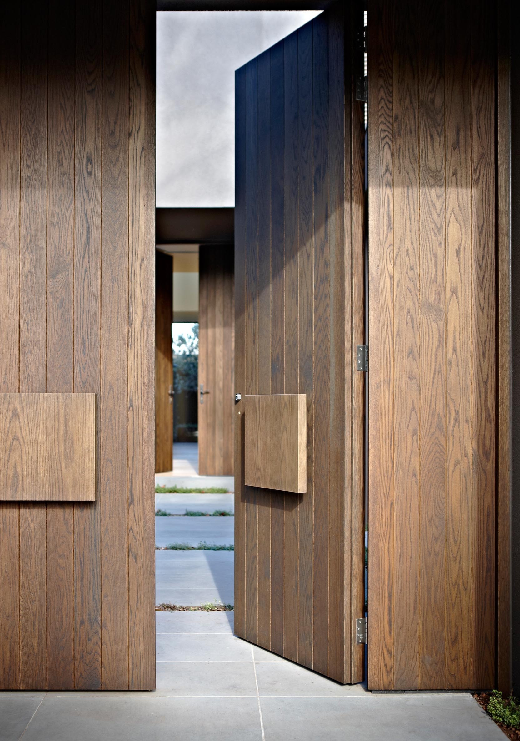 28 Popular Main Entrance Door Design Ideas For You 21